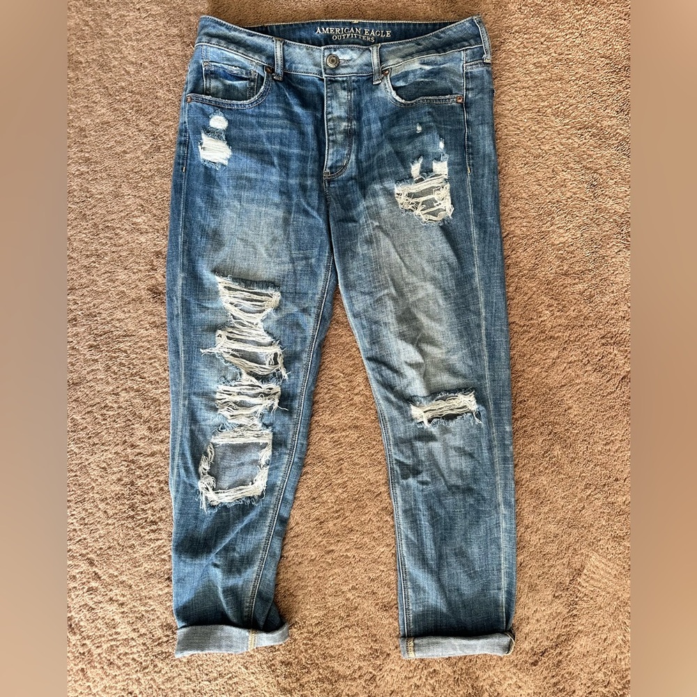Tom girl distressed jeans American Eagle size 10